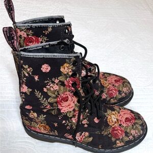 Doc Martens 11821 Victorian Flowers Floral Canvas Boots Black Pink High Womens 7
